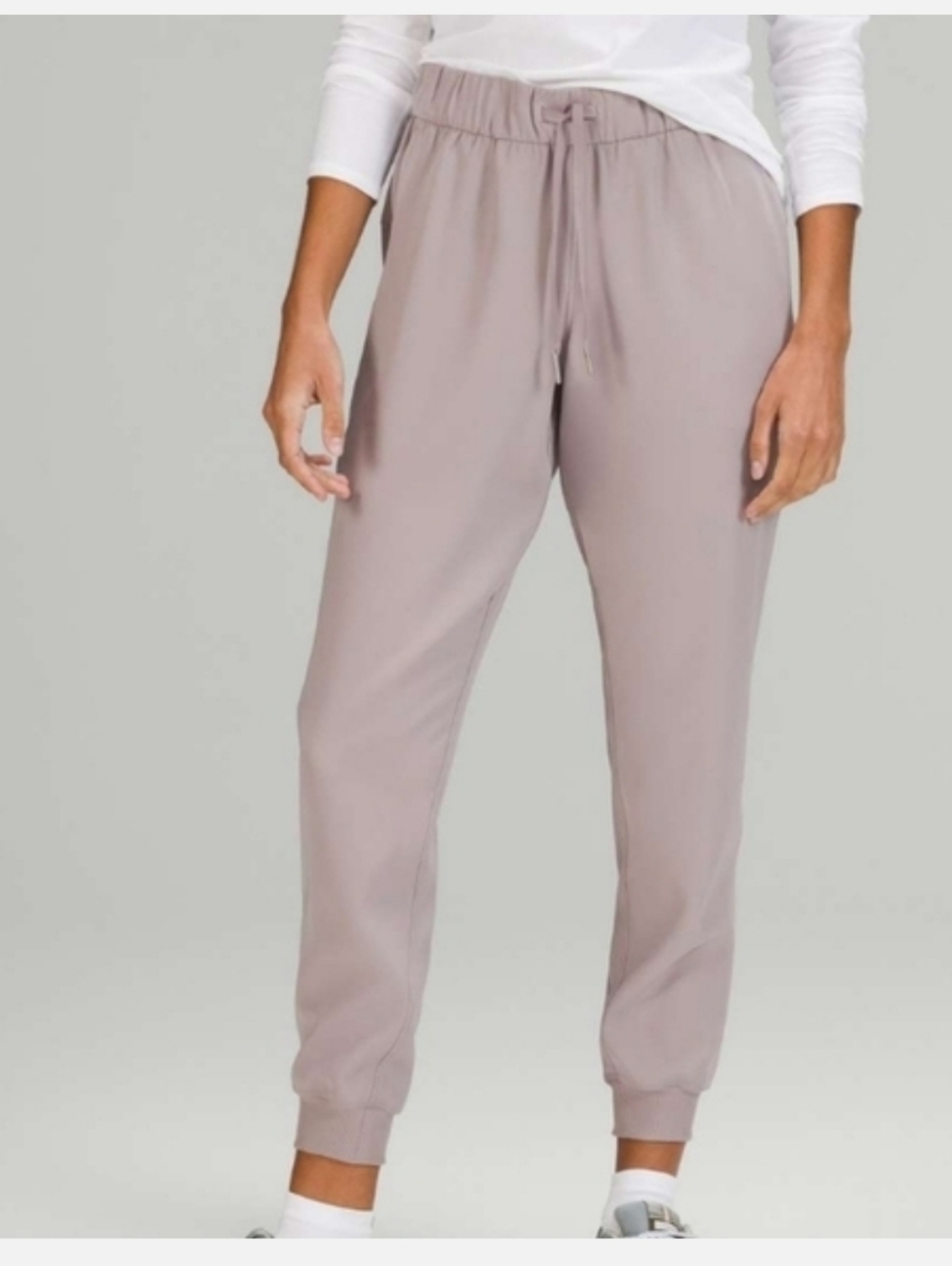 Lululemon On the Fly Jogger S6 Neutral Outdoor Active Yoga